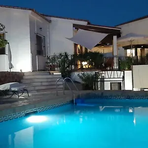 peinado-grande-village.1costadelsol.com/