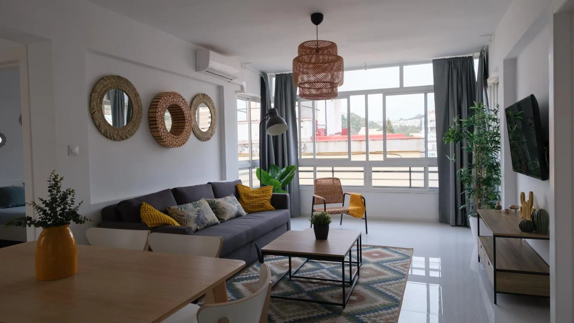 Wonderful Central Apartment Panoramics Views Wifi Malaga