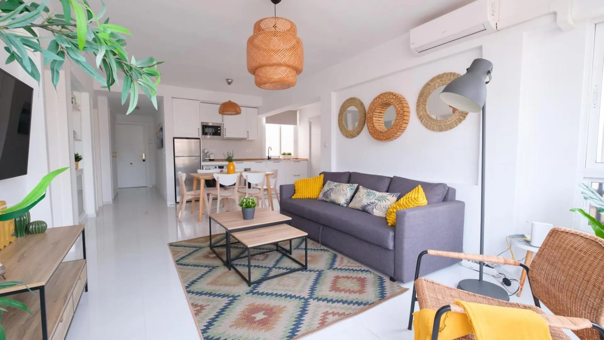 Wonderful Central Apartment Panoramics Views Wifi Málaga
